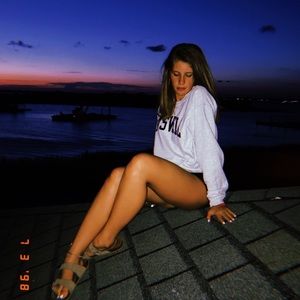 Meet your Posher, Lena